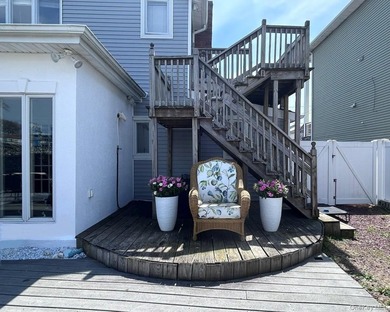 Rare South Bellmore Waterfront Opportunity! This meticulously - photo 18
