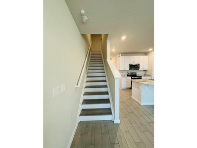 Short Sale - Subject to Lender Approval. Built in 2022, this - photo 18