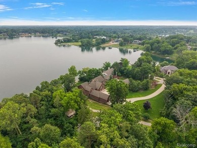 **Stunning Walnut Lake Waterfront on Cove Lane** Welcome to 130 - photo 19