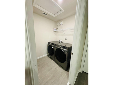 Short Sale - Subject to Lender Approval. Built in 2022, this - photo 20