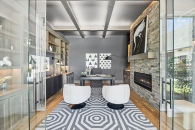 Reintroducing this 2021 custom built home with a newly - photo 21