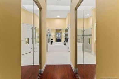 Welcome to this meticulously maintained 2bed/2bath, plus den - photo 21