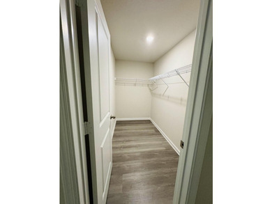 Short Sale - Subject to Lender Approval. Built in 2022, this - photo 22