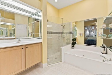Welcome to this meticulously maintained 2bed/2bath, plus den - photo 23