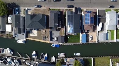 Rare South Bellmore Waterfront Opportunity! This meticulously - photo 25