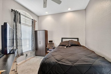 Welcome to this beautiful townhome in the highly desirable - photo 27
