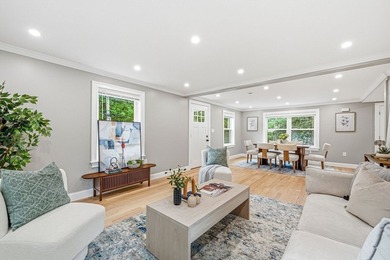 Welcome to this beautifully newly renovated lakeview home in one - photo 3