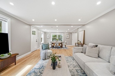 Welcome to this beautifully newly renovated lakeview home in one - photo 4