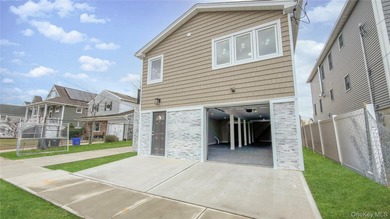 Location, location, location! This ultramodern masterpiece has - photo 8