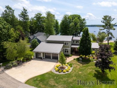 Executive Lake Front Estate - photo 1