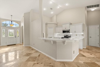 Bright and light meticulously maintained 4 bedrooms, 3 full - photo 4