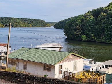 This listing includes 2 parcels: 17-8.0-33-000-000-024.000 3.5 - photo 17
