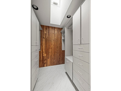 Located in the sought-after South Meadow neighborhood near the - photo 22