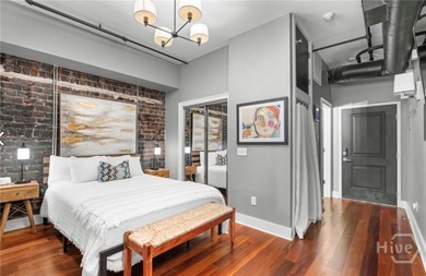 Chic Broughton Street Loft - Prime Location in the heart of - photo 4