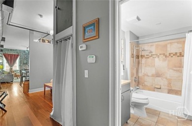 Chic Broughton Street Loft - Prime Location in the heart of - photo 5