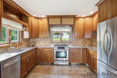 Executive Lake Front Estate - photo 12