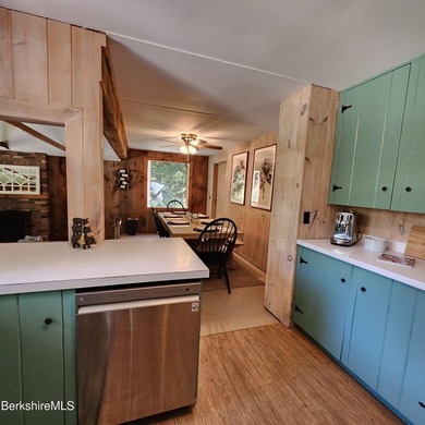 Discover a truly exceptional opportunity to own a spacious - photo 4
