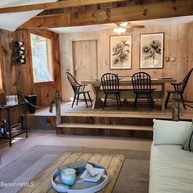 Discover a truly exceptional opportunity to own a spacious - photo 5