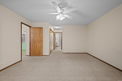 Welcome to your dream retreat, a single-level 3-bedroom, 2 - photo 13