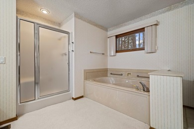 Welcome to your dream retreat, a single-level 3-bedroom, 2 - photo 16