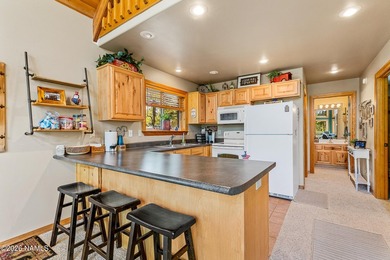 PRICE REDUCTION! This mountain chalet is the cabin you've been - photo 13