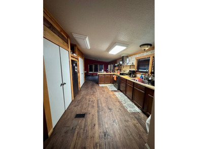 This spacious 4bedroom, 2bath manufactured home sits on 0.66 - photo 13