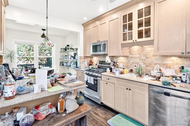 3BR | 4Ba | Elegant pre-war residence on a DOUBLE LOT with - photo 15