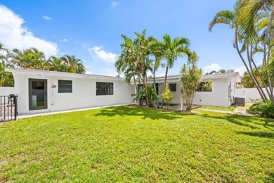 Welcome to this beautifully updated 3-bedroom, 2-bath residence - photo 18