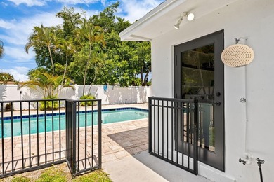 Welcome to this beautifully updated 3-bedroom, 2-bath residence - photo 19