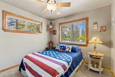 PRICE REDUCTION! This mountain chalet is the cabin you've been - photo 25