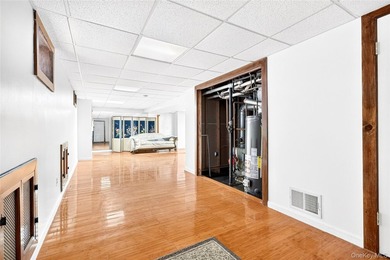 3BR | 4Ba | Elegant pre-war residence on a DOUBLE LOT with - photo 41