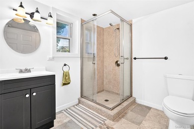 3BR | 4Ba | Elegant pre-war residence on a DOUBLE LOT with - photo 46
