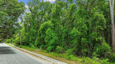 Rare opportunity to acquire 1.82 acres of Light Industrial (IL) - photo 2