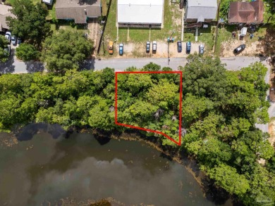 (private lake, pond, creek) Lot For Sale in Navarre Florida