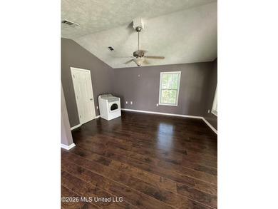 Welcome home to this cozy 3 bedroom, 1 bath property featuring a - photo 2
