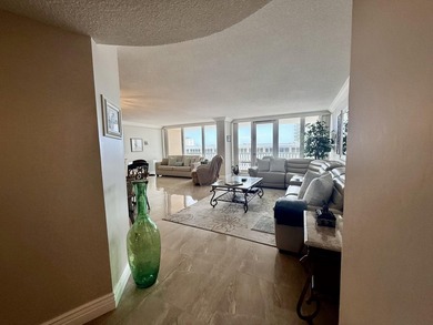Located on the famous Galt Ocean Mile this 2BD/2BA waterfront - photo 4