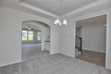 This stunning 2-story Harlow 5 home offers 5 bedrooms, 4 baths - photo 11