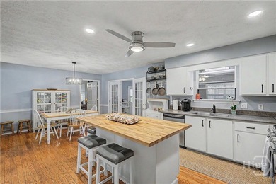 Nestled in the heart of the coveted Isle of Hope neighborhood - photo 15