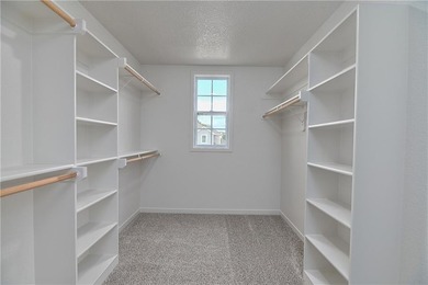 This stunning 2-story Harlow 5 home offers 5 bedrooms, 4 baths - photo 27
