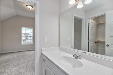 This stunning 2-story Harlow 5 home offers 5 bedrooms, 4 baths - photo 36