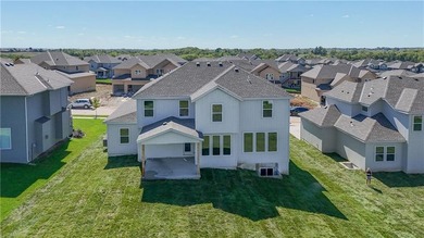 This stunning 2-story Harlow 5 home offers 5 bedrooms, 4 baths - photo 37