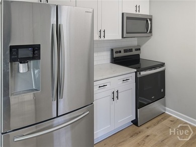 Motivated Seller. This beautifully updated 3-bedroom, 1.5-bath - photo 9