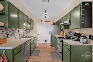Welcome home to this lovely 3 bedroom, 2 bath ranch with 1,862 - photo 3
