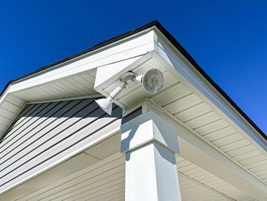 Looking for a good-sized place with clean interior design and a