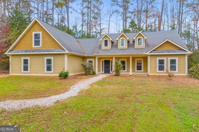 Lake Home For Sale in Winterville, Georgia