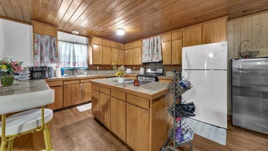 Discover the charm of true country living with this cute 3-bed - photo 11