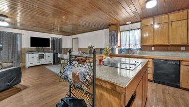 Discover the charm of true country living with this cute 3-bed - photo 12