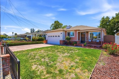 Welcome to this charming 4-bedroom, 2-bathroom with a bonus - photo 5