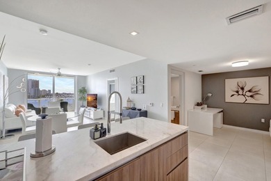 Live, vacation, or invest at Tiffany House, one of Fort - photo 16