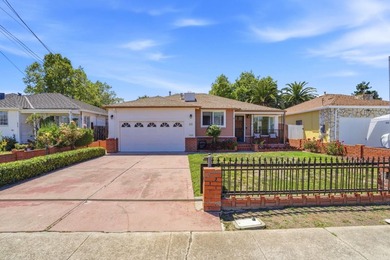 Welcome to this charming 4-bedroom, 2-bathroom with a bonus - photo 7